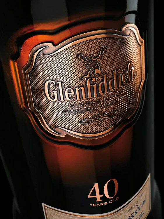 glenfiddich-40-year-old-badge_1.jpg