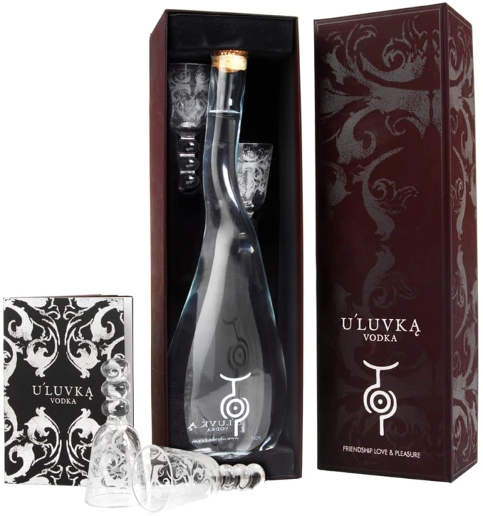 ULUVKA-VODKA-0,7L---2-KIELISZKI.jpg