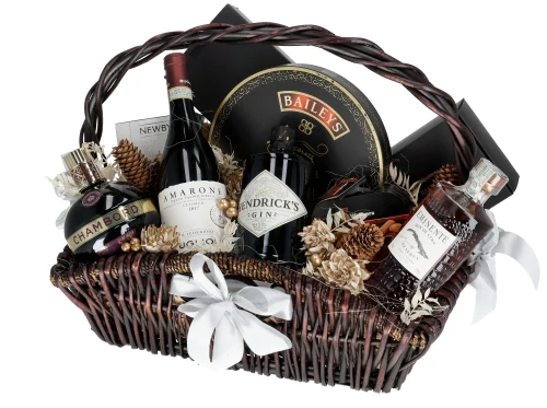 Kosz delikatesowy Świta Królowej