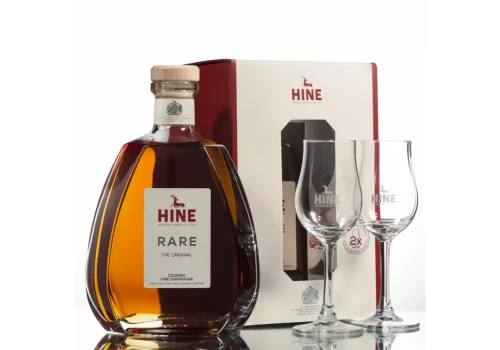 hine-vsop-rare-fine-champagne-cognac-2-glasses.webp