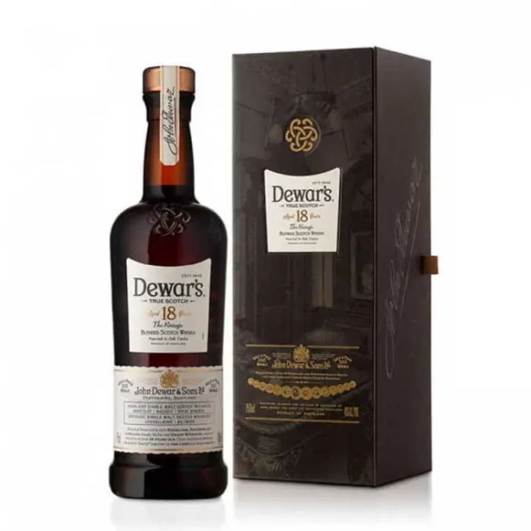 Whisky-Dewars-18YO-40-07l.webp