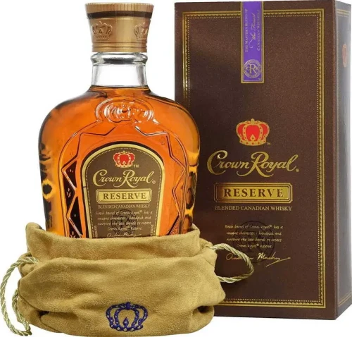 Whisky-Crown-Royal-Reserve-40.webp